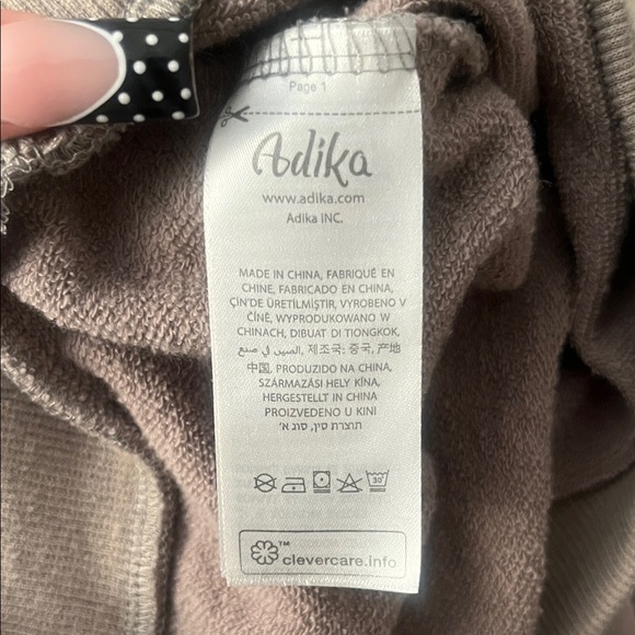 Adika Graphic Crewneck Sweater - Grey Brown - Picture 4 of 5